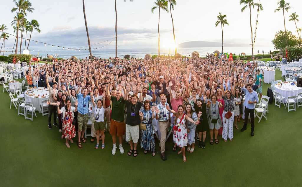 Group photo of Moloco in Maui